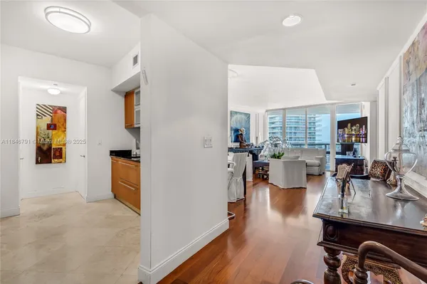 $12,099 | 400 Alton Road, Unit 2409, Miami Beach, FL 33139