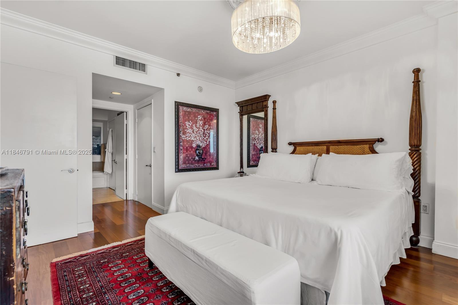 400 Alton Road, Unit 2409 Miami Beach, FL 33139 - Photo 21 of 37