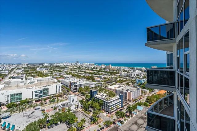$12,000 | 400 Alton Road, Unit 2409, Miami Beach, FL 33139
