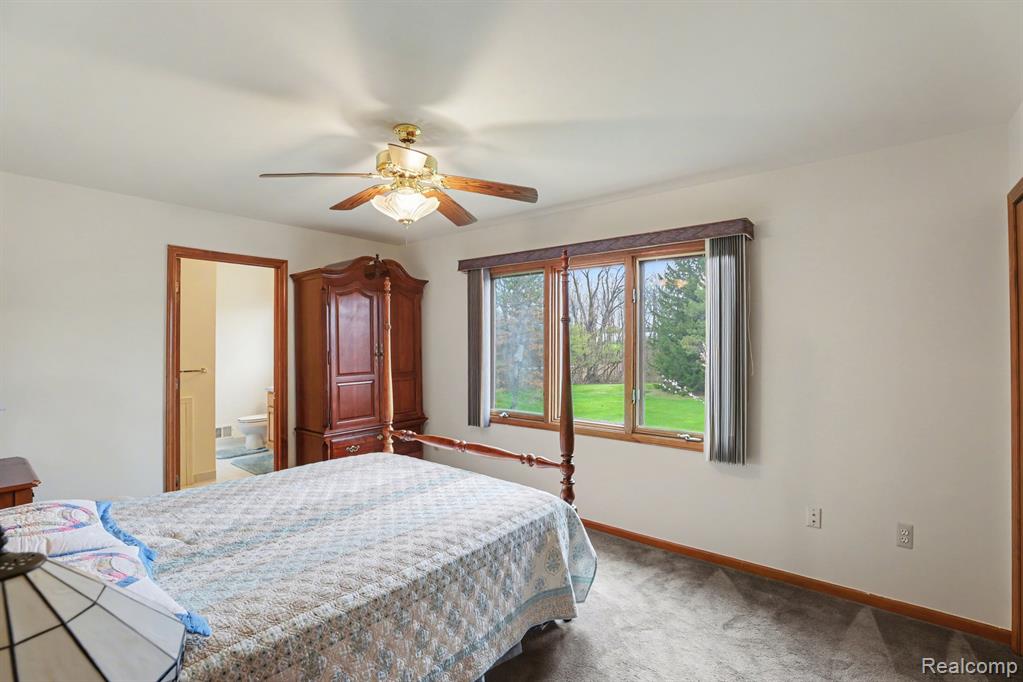 4091 Jacquelynn Court Rochester, MI 48306 - Photo 32 of 44 Gallery Image 32