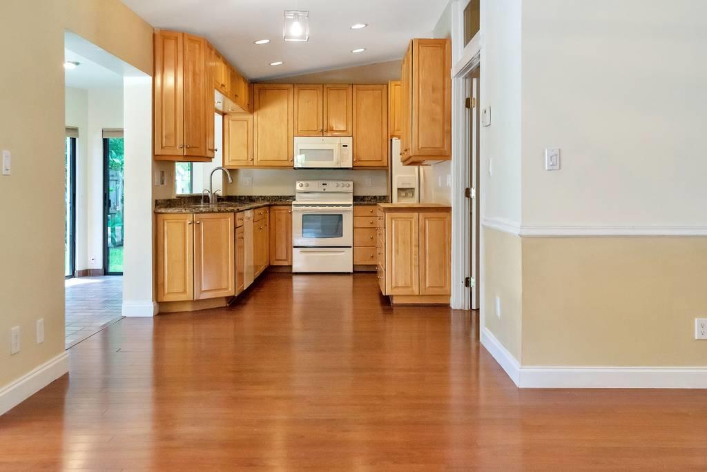 2434 Northwest 30th Street Boca Raton, FL 33431 - Photo 21 of 55 2434 - 28
