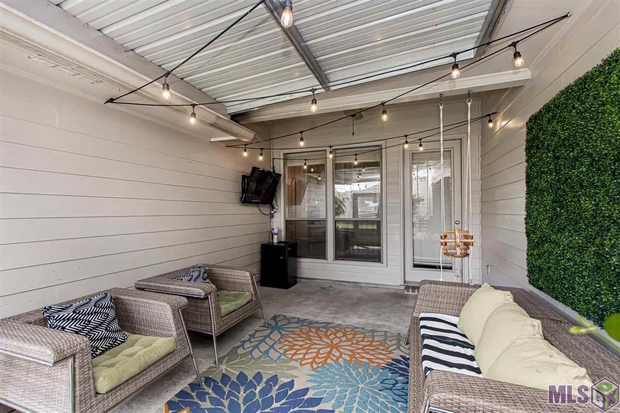 6168 Ridge Way Avenue Baton Rouge, LA 70817 - Photo 31 of 38 Screened-in patio