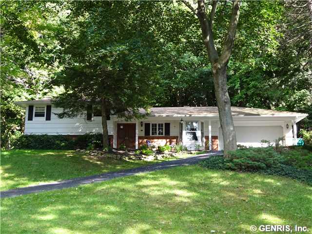 32 Bittersweet Road Perinton, NY 14450 - Photo 1 of 1 Exterior Front