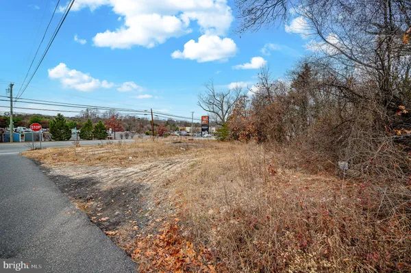 $100,000 | 319 North Bridgeton Pike, Mantua, NJ 08051
