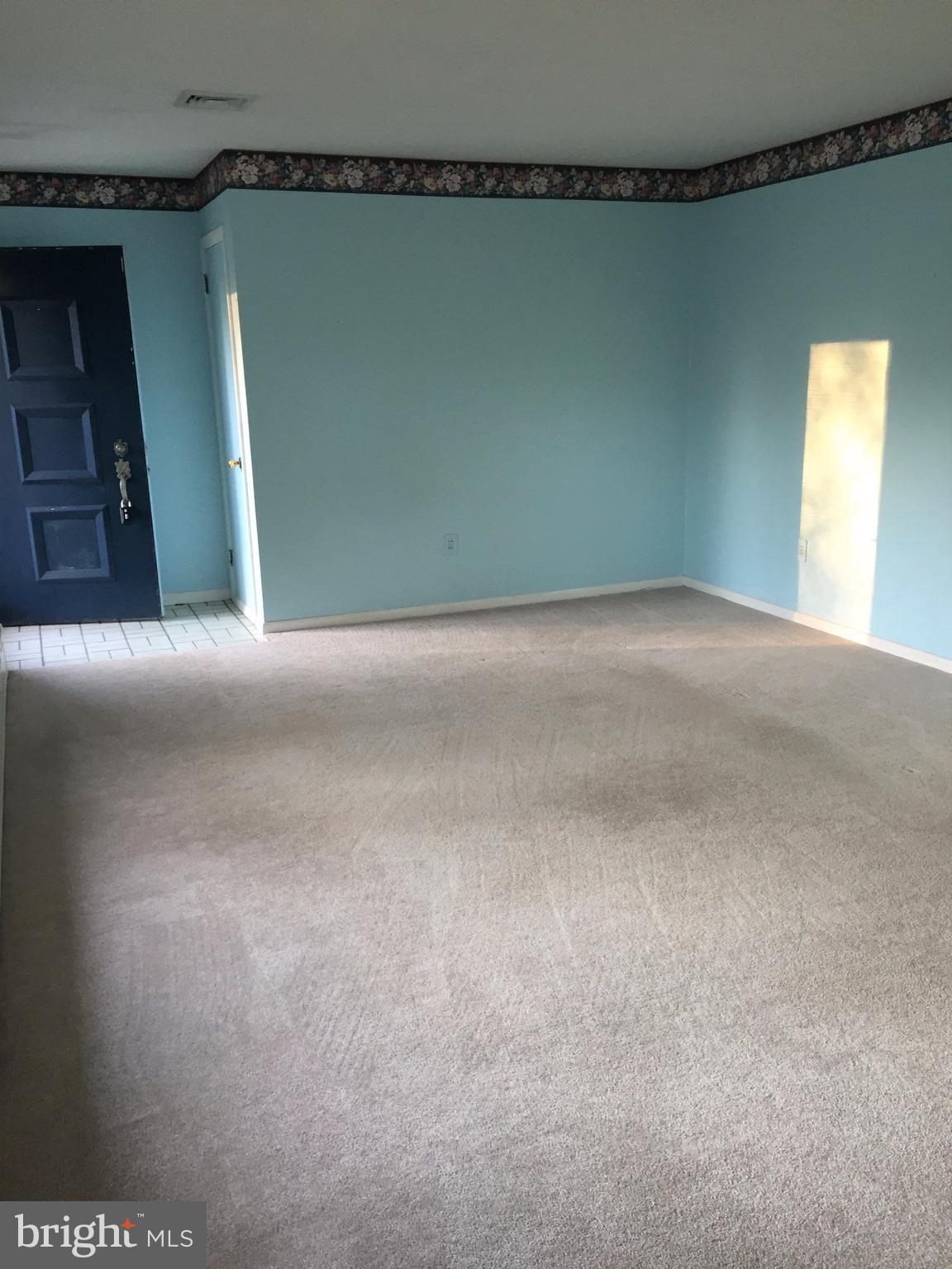 1405 North River Road Halifax, PA 17032 - Photo 10 of 28 Living Room