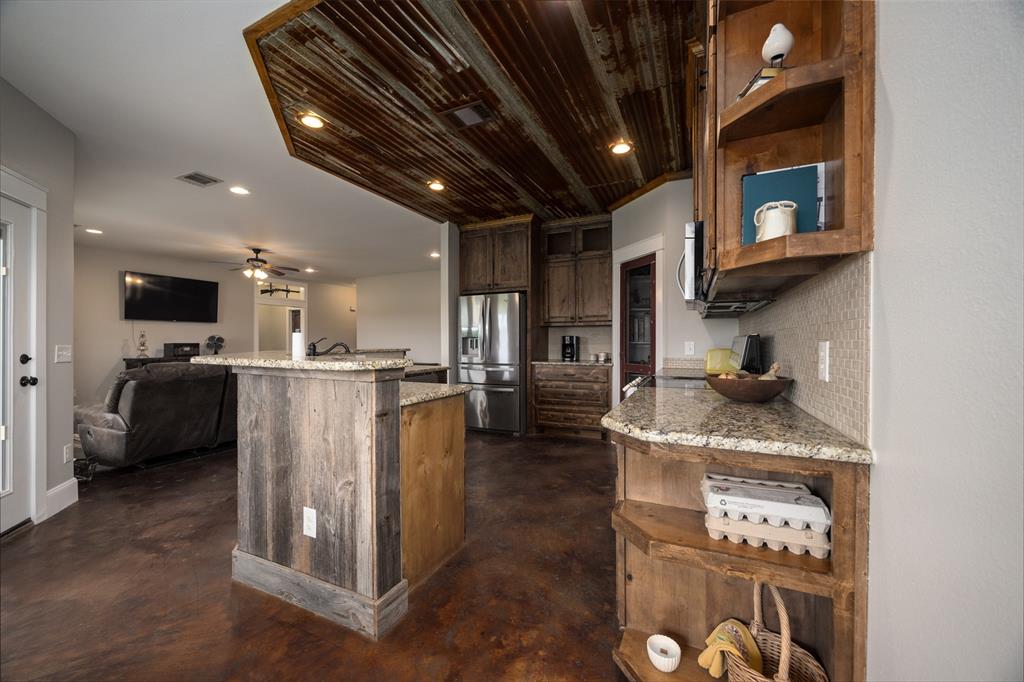 191 Bell Road Van Alstyne, TX 75495 - Photo 8 of 40