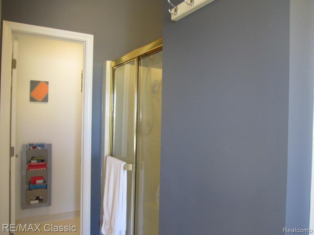 2393 Pleasant View Drive Rochester, MI 48306 - Photo 23 of 40 shower.jpg