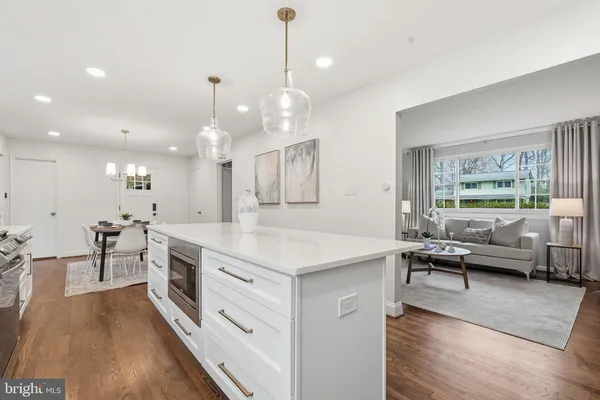 $840,000 | 5506 Kempton Drive, Springfield, VA 22151