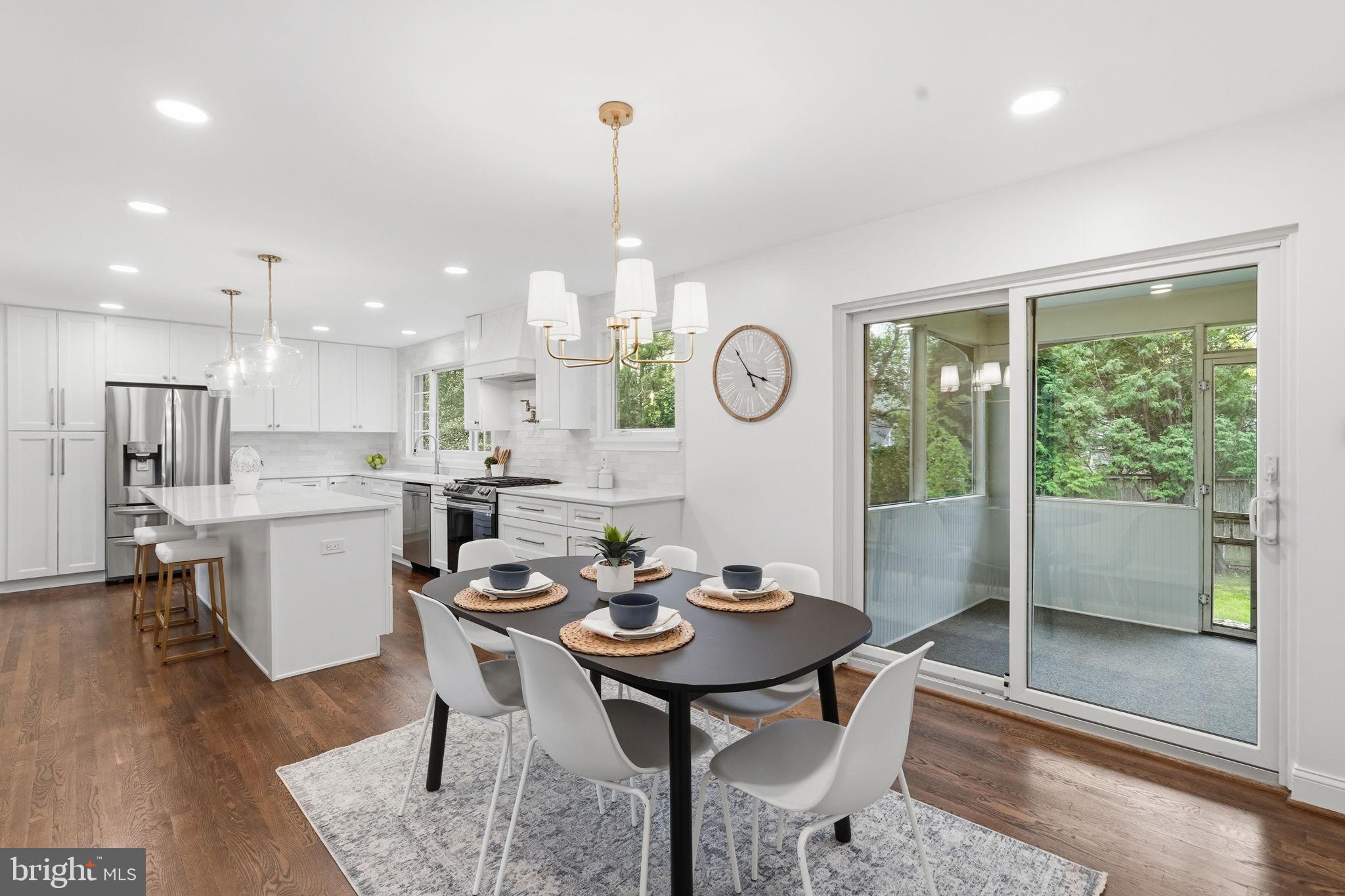 5506 Kempton Drive Springfield, VA 22151 - Photo 7 of 26 Dining room with doors to screened-in porch