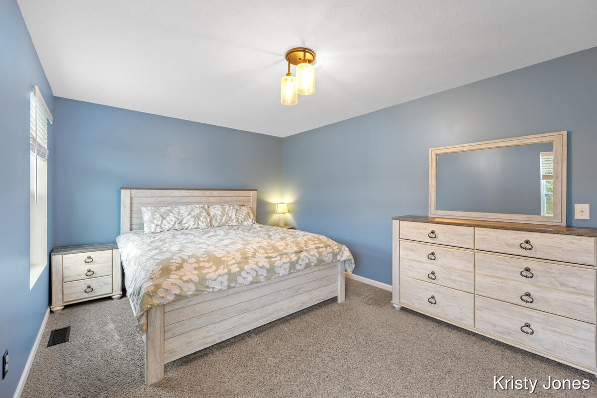 1344 Springview Court Middleville, MI 49333 - Photo 16 of 35 1344-Springview_016