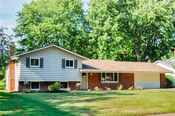 $324,000 | 7499 Harding Street, Mentor, OH 44060