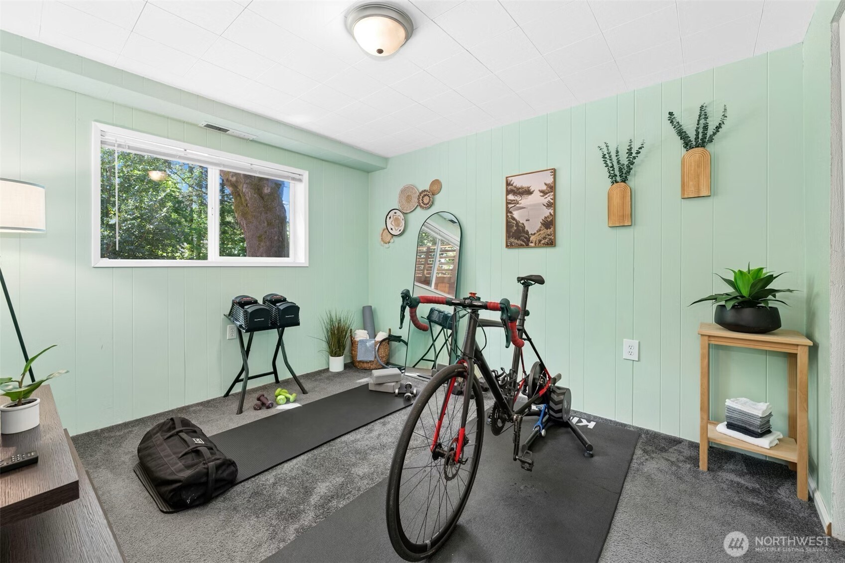 711 Eagle Cliff Road Northeast Bainbridge Island, WA 98110 - Photo 17 of 31