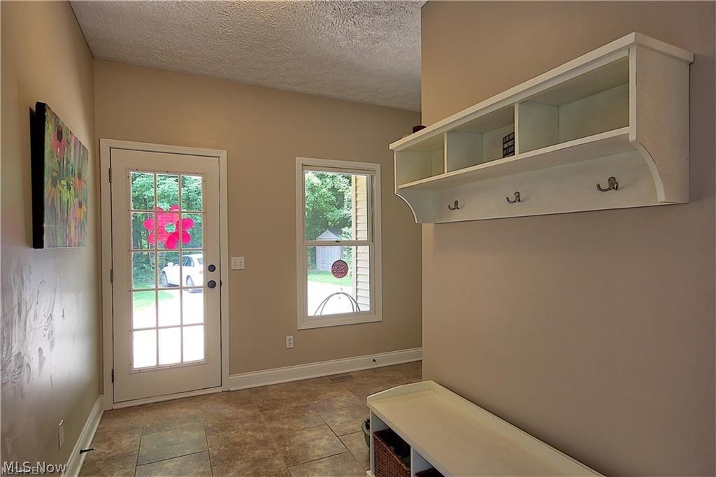 1905 Stine Road Peninsula, OH 44264 - Photo 10 of 34 Gallery Image 10