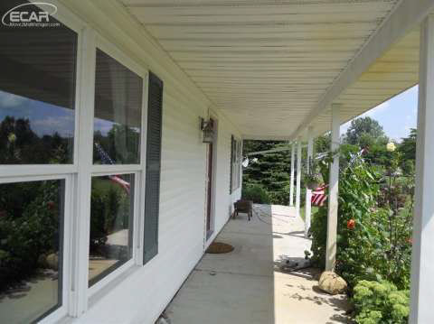 12881 East Burt Road Birch Run, MI 48415 - Photo 26 of 36 20446019-25.JPG