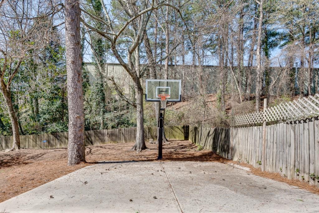 1861 Dyer Circle Chamblee, GA 30341 - Photo 38 of 42