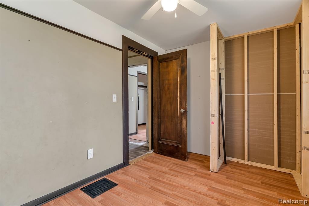 15160 Fish Lake Road Fenton, MI 48430 - Photo 15 of 39