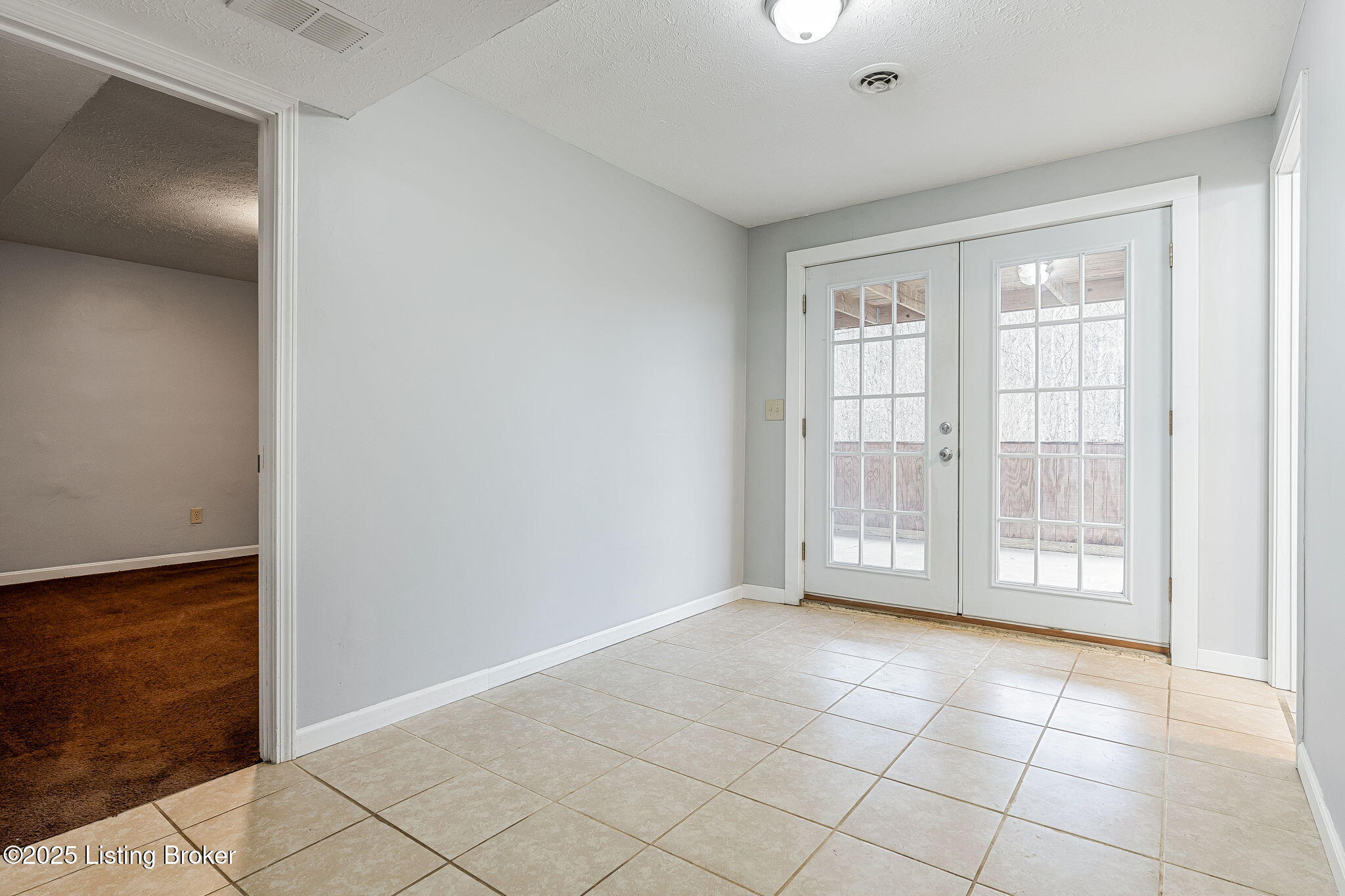 6099 Shepherdsville Road Elizabethtown, KY 42701 - Photo 29 of 66 6099 Shepherdsville Rd (27 of 66)