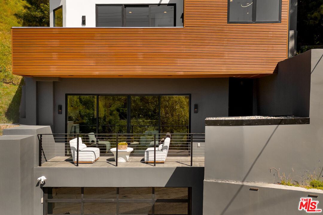 512 Rustic Drive Los Angeles, CA 90065 - Photo 4 of 53 a view of a outdoor space with seating area