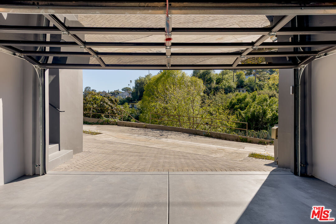 512 Rustic Drive Los Angeles, CA 90065 - Photo 48 of 53