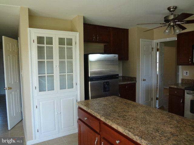 3727 Green Spring Road Havre de Grace, MD 21078 - Photo 5 of 23 Kitchen
