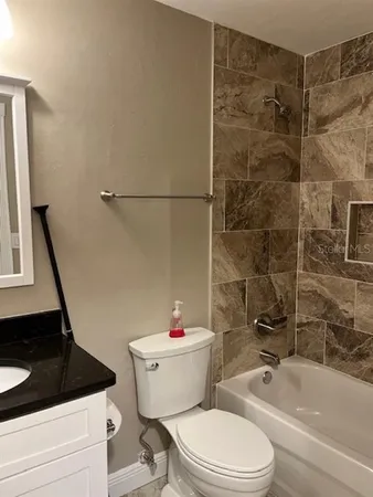 $1,800 | 1816 Enterprise Avenue, Unit 1816B, New Smyrna Beach, FL 32168