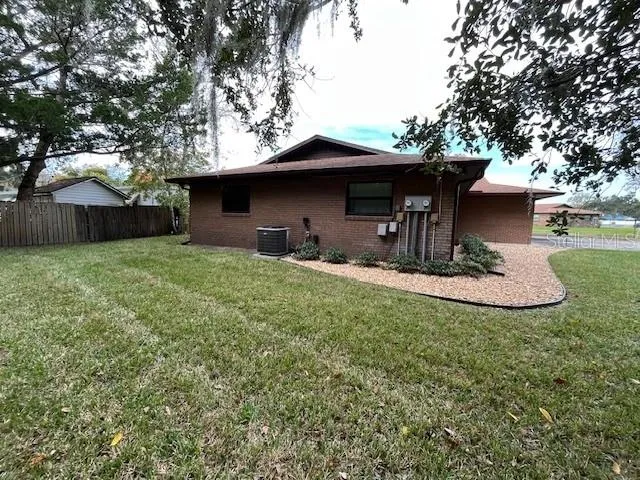 $1,900 | 1816 Enterprise Avenue, Unit 1816B, New Smyrna Beach, FL 32168