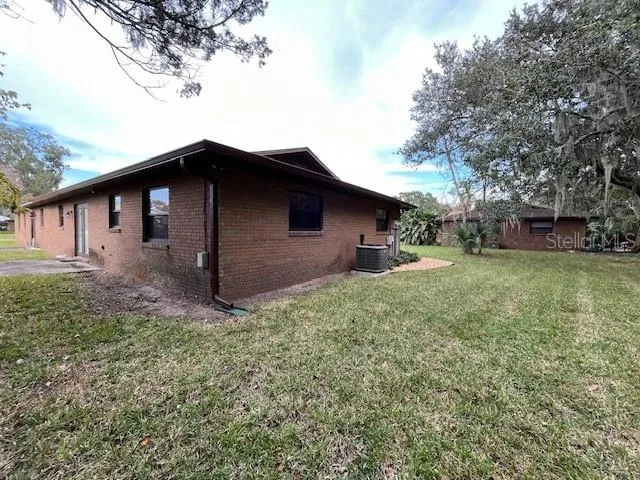 $1,900 | 1816 Enterprise Avenue, Unit 1816B, New Smyrna Beach, FL 32168