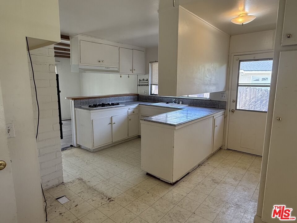 12733 Meadow Green Road La Mirada, CA 90638 - Photo 5 of 22