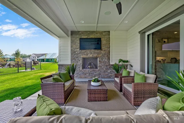 $1,199,999 | 104 South Gresham Way, Eagle, ID 83616