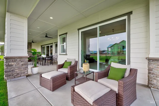 $1,199,999 | 104 South Gresham Way, Eagle, ID 83616