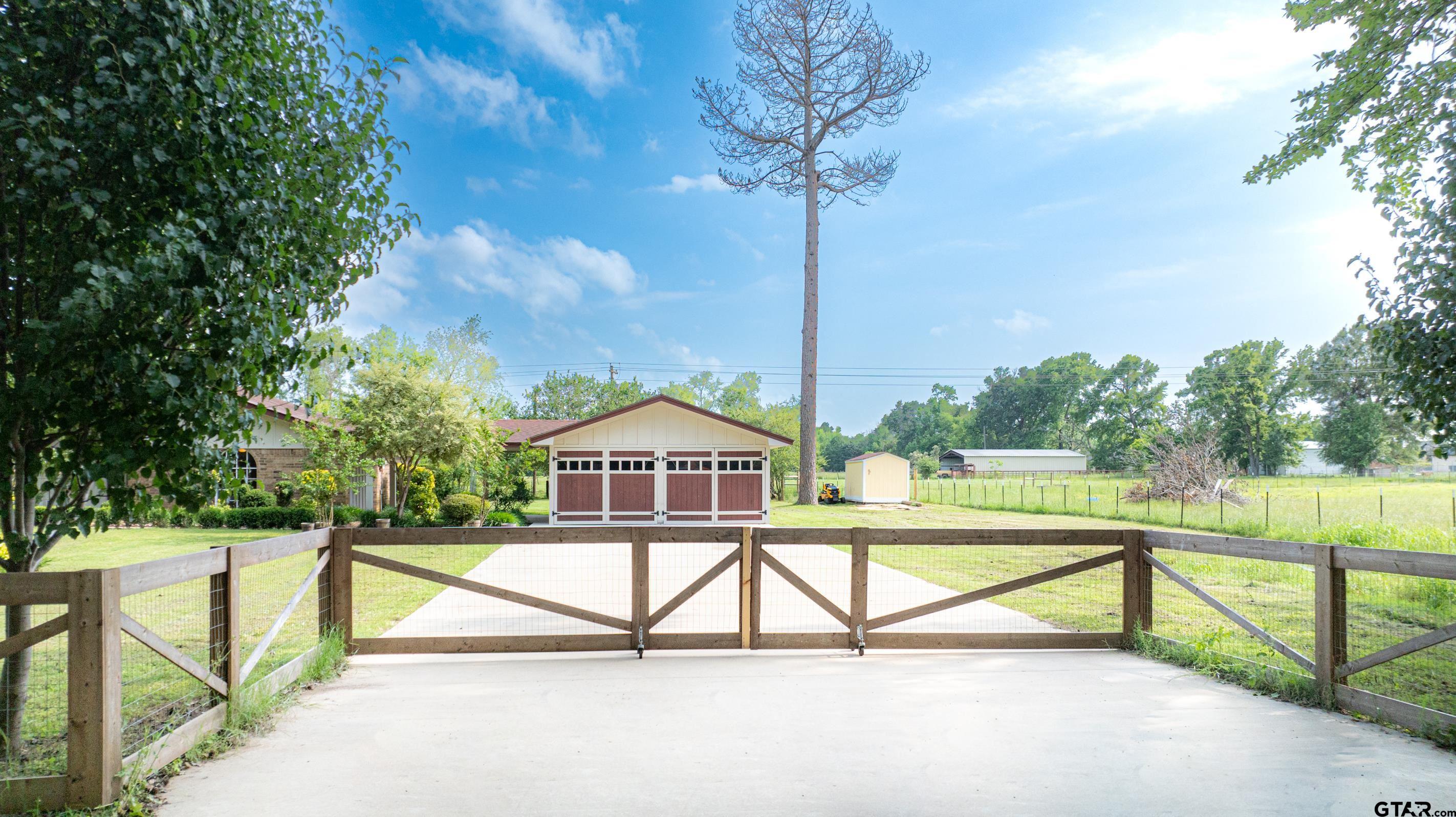 1332 Cr 4840 Mount Mount Pleasant, TX 75455 - Photo 2 of 38 a view of a terrace with sitting area