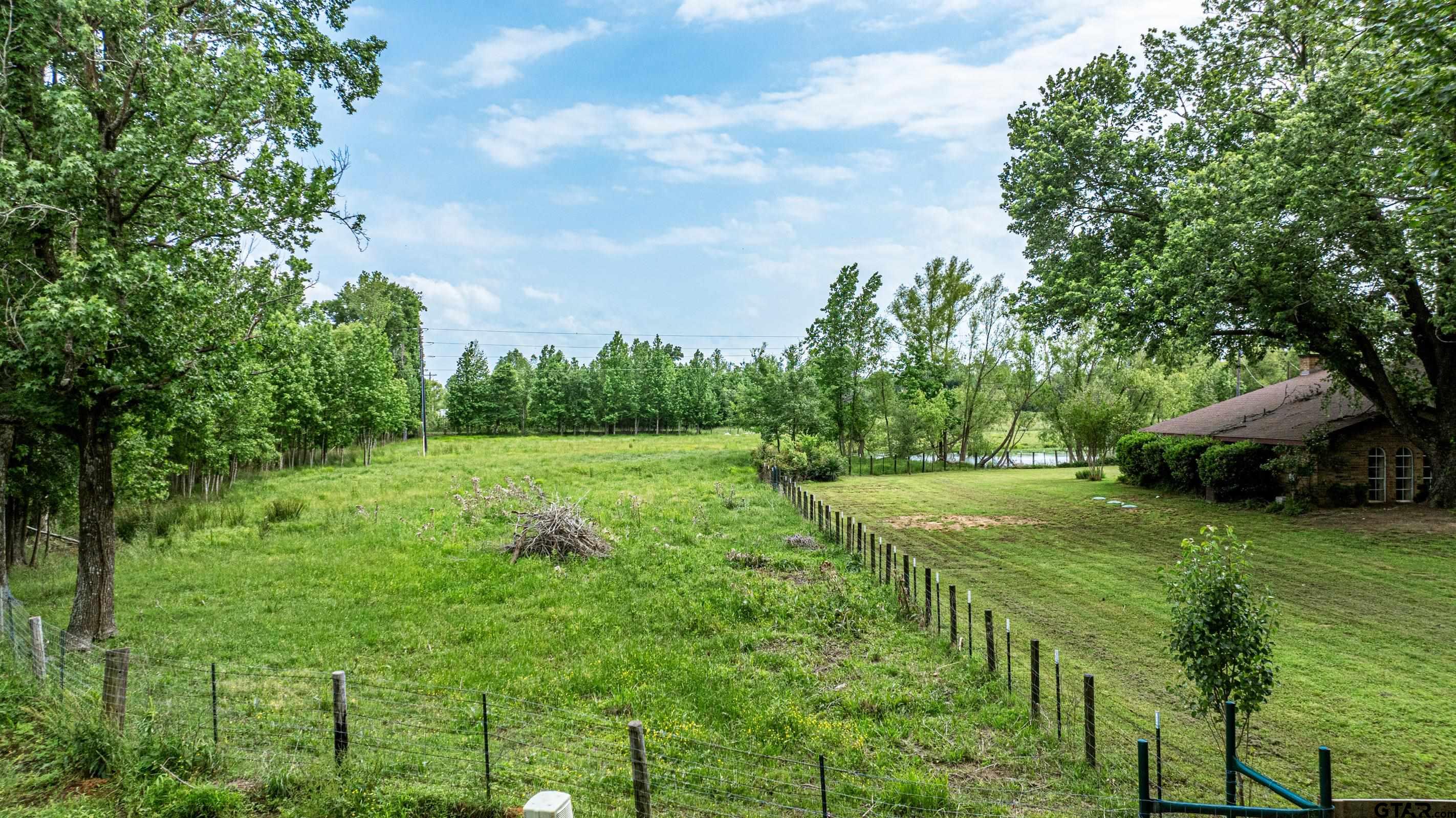 1332 Cr 4840 Mount Mount Pleasant, TX 75455 - Photo 31 of 38 a view of an outdoor space and a yard