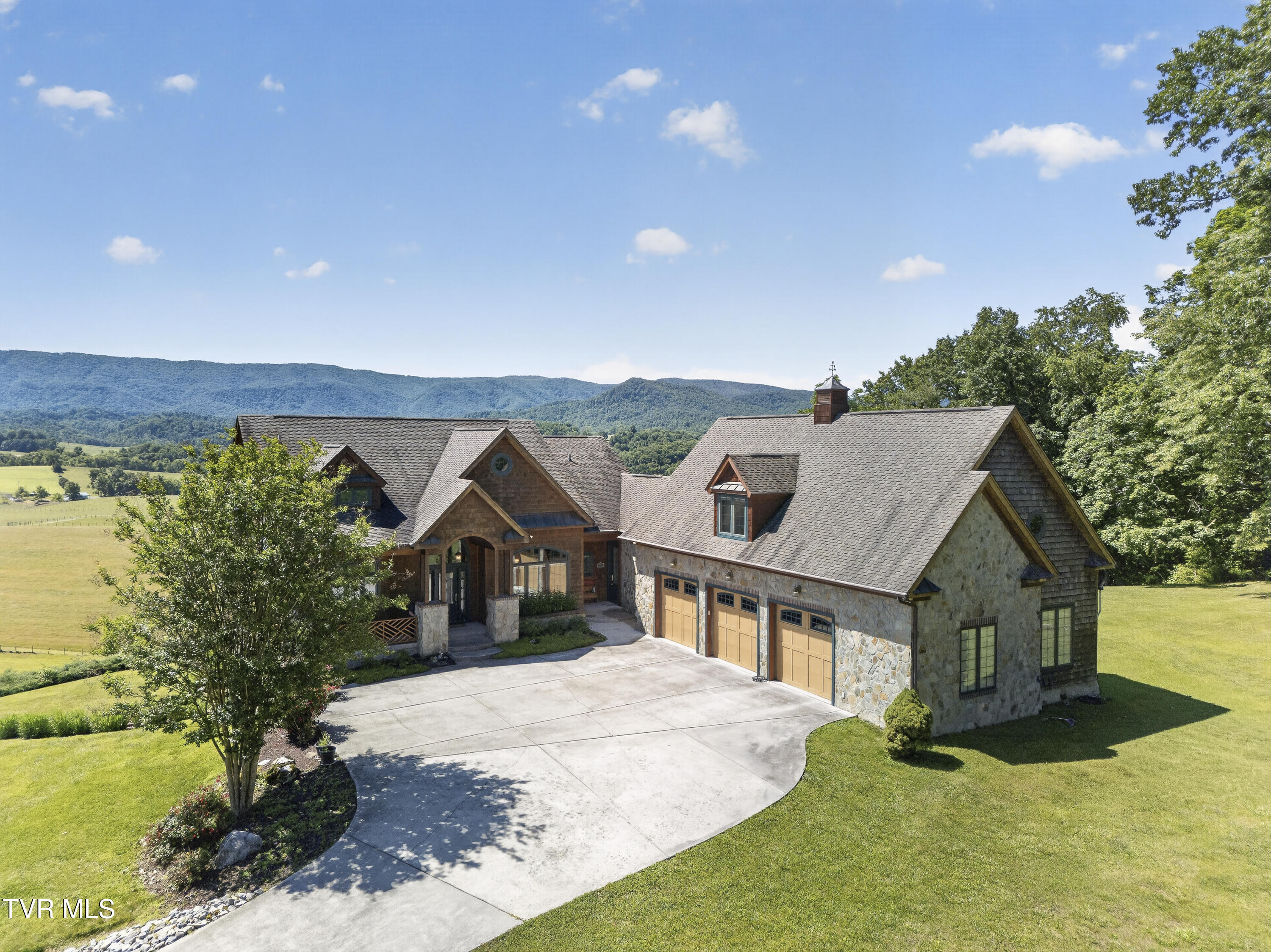 15277 Bishop Road Chilhowie, VA 24319 - Photo 67 of 92 15277-Bishop-Rd-Chilhowie-VA Cynthia-Rou