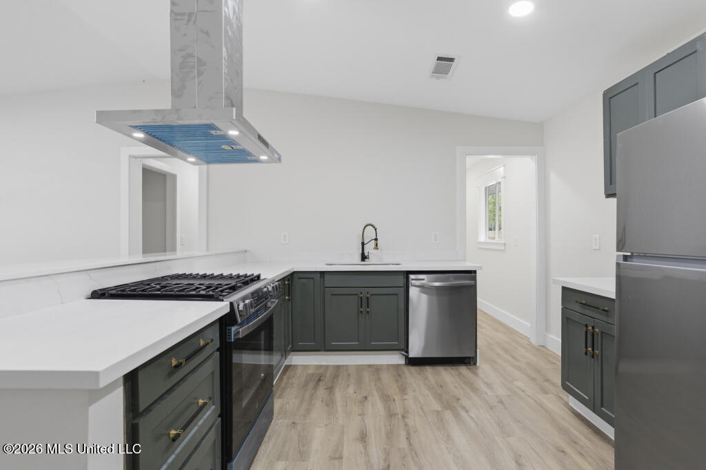 695 Ralde Circle Ridgeland, MS 39157 - Photo 7 of 18 695-Ralde-Circle-06