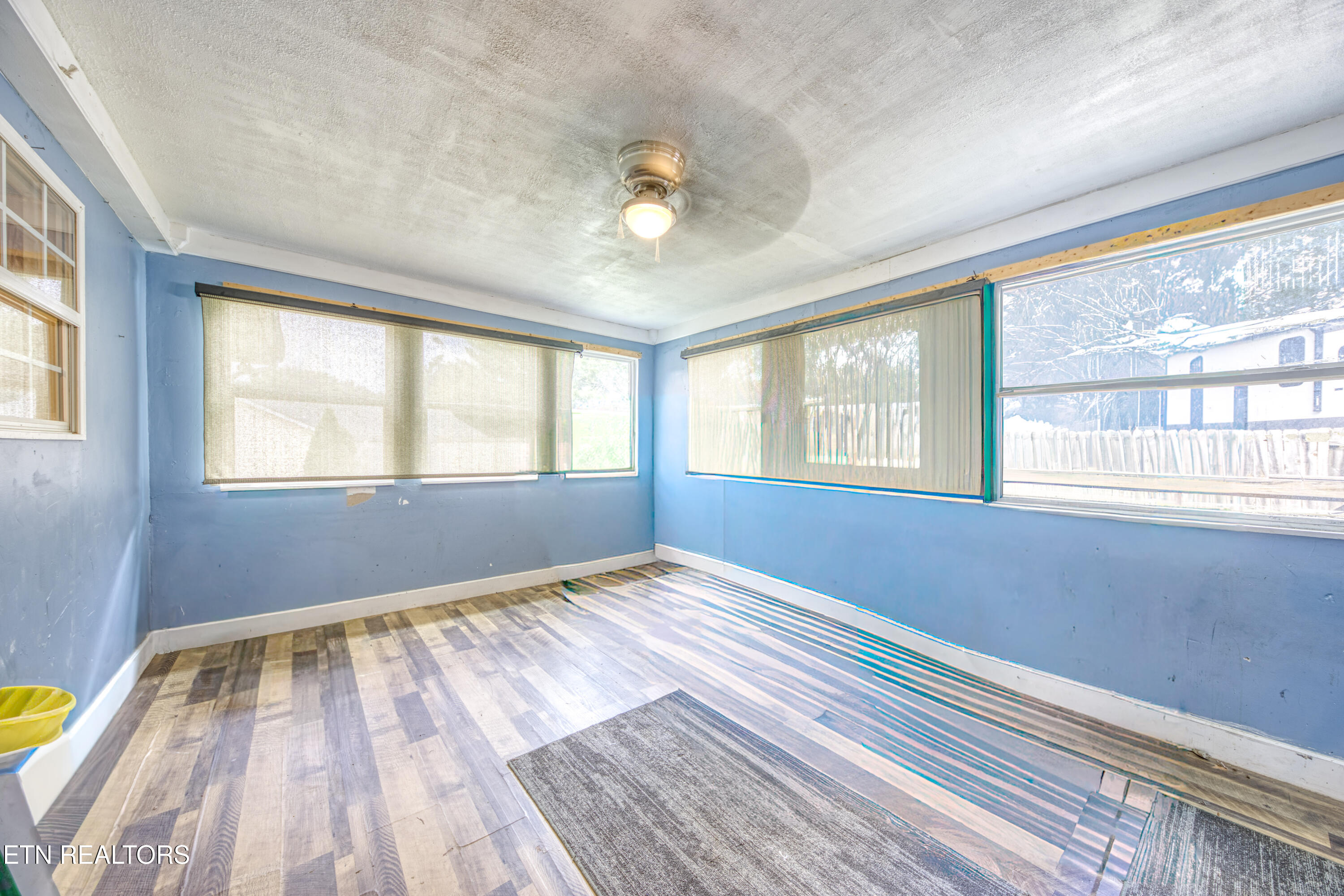 157 Acorn Drive Corryton, TN 37721 - Photo 14 of 24 Sunroom