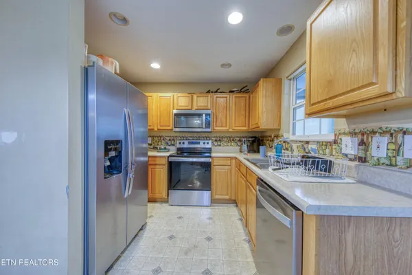 $275,000 | 157 Acorn Drive, Corryton, TN 37721