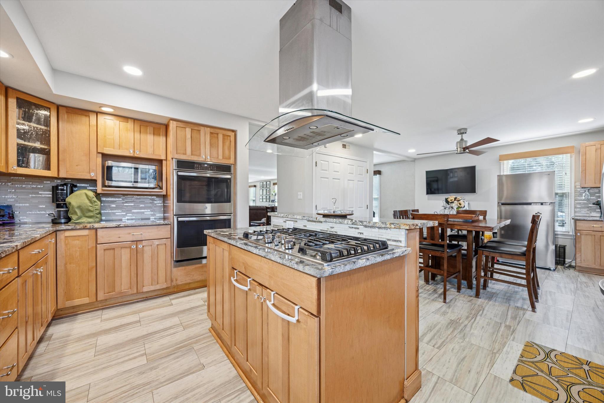 936 Meetinghouse Road Upper Chichester, PA 19061 - Photo 13 of 17