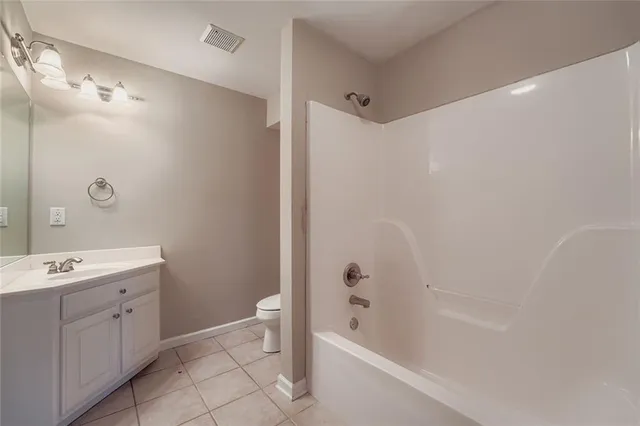 $585,000 | 125 Costleys Bridge Drive, Oxford, GA 30054