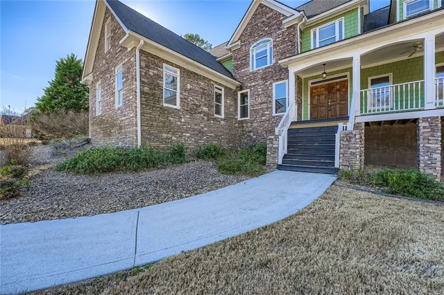 $585,000 | 125 Costleys Bridge Drive, Oxford, GA 30054
