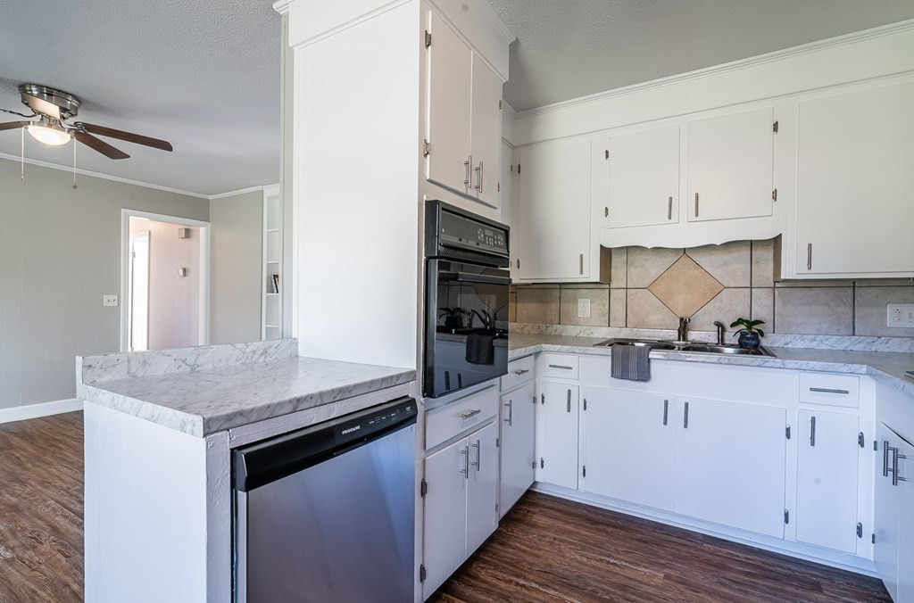5415 Pinefield Road Sumter, SC 29154 - Photo 5 of 12 Gallery Image 5