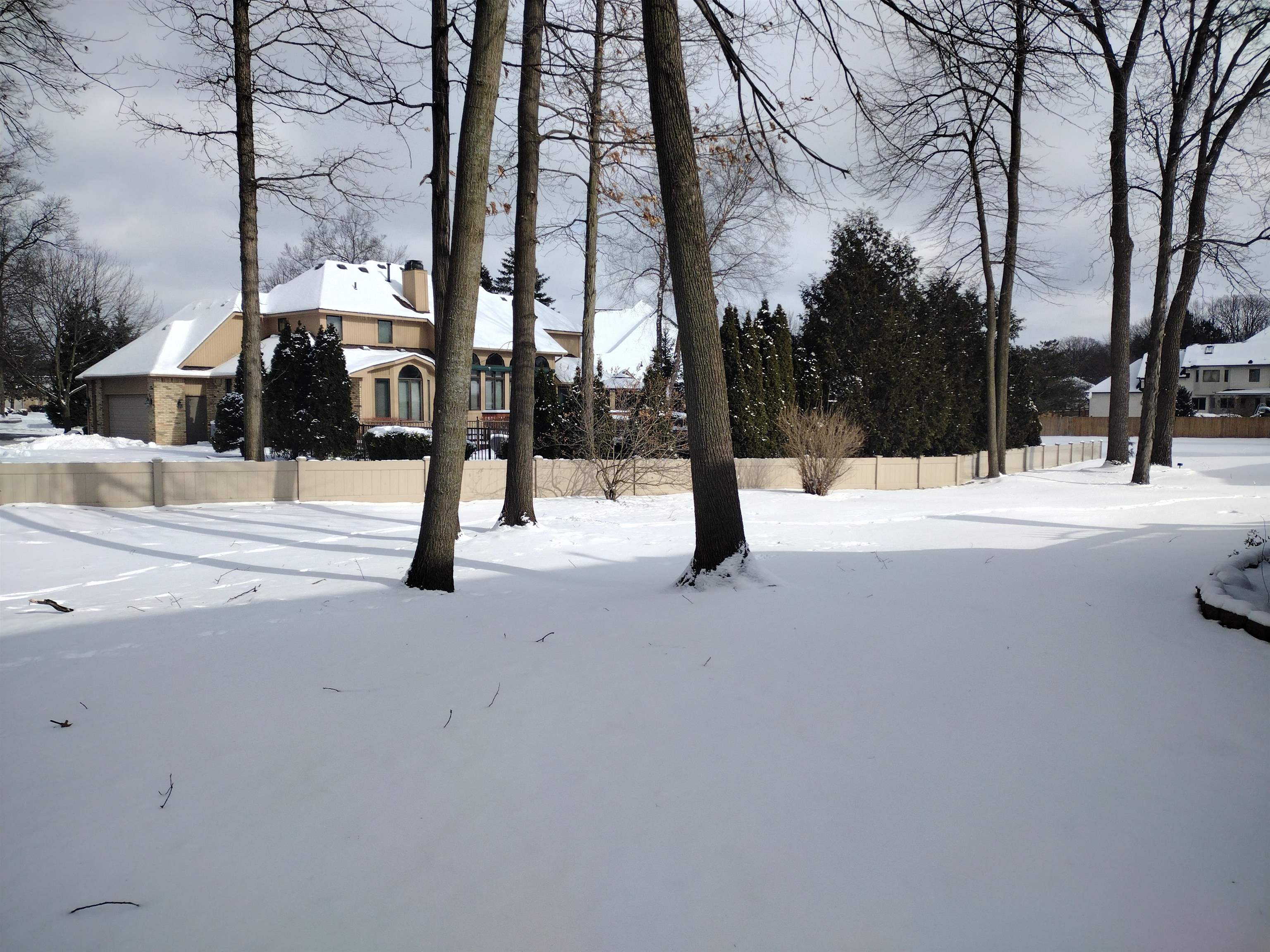 1400 Kings Pointe Road Grand Blanc, MI 48439 - Photo 6 of 54 50132230-88e773d0-f5cc-4bc6-9c21-adb49f382475.JPG