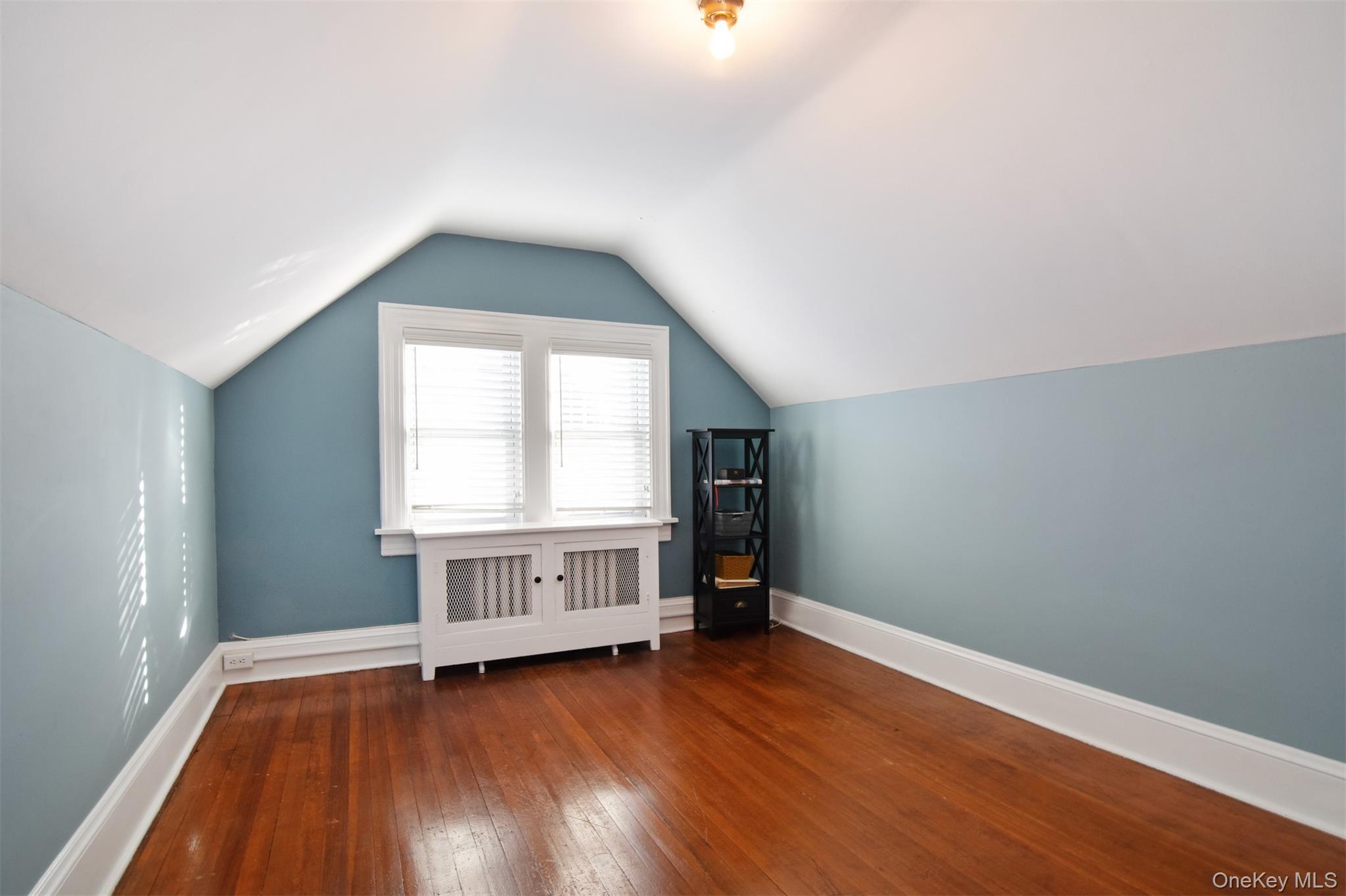 110 Buckingham Road Yonkers, NY 10701 - Photo 20 of 28