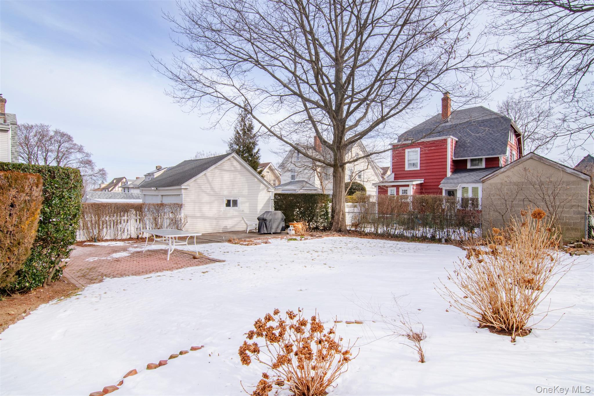 110 Buckingham Road Yonkers, NY 10701 - Photo 24 of 28