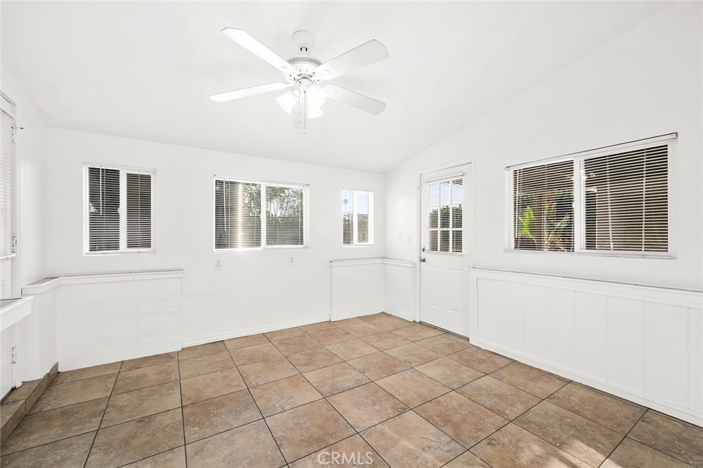 6131 Wiehe Avenue Riverside, CA 92506 - Photo 9 of 45