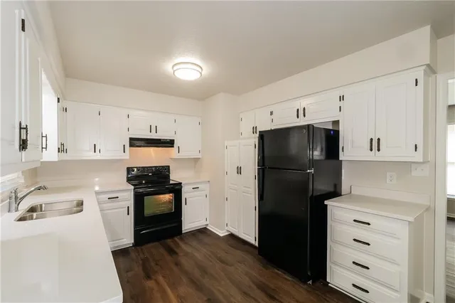 $2,065 | 11416 East 69th Street, Raytown, MO 64133