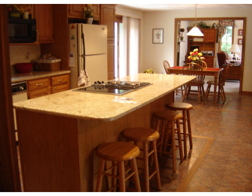 54 Lindor Road North Reading, MA 01864 - Photo 4 of 11 Gallery Image 4