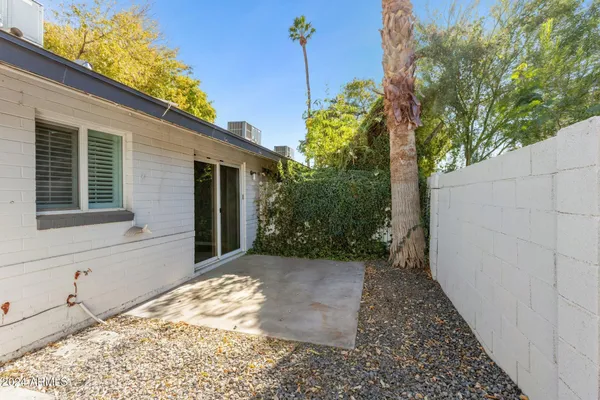 $1,400 | 502 East Roanoke Avenue, Unit 3, Phoenix, AZ 85012