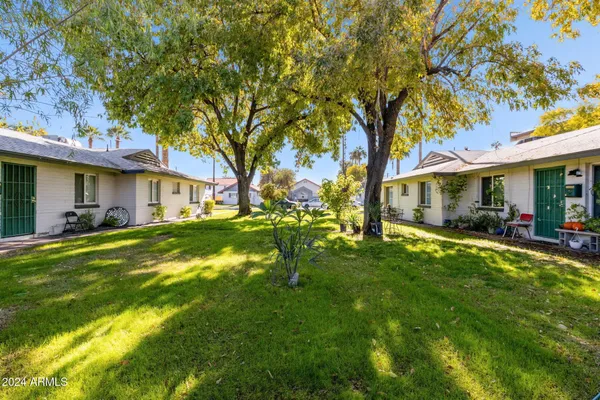 $1,400 | 502 East Roanoke Avenue, Unit 3, Phoenix, AZ 85012