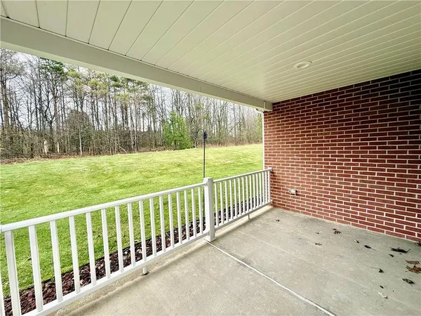 $365,500 | 194 Wood Hawk Lane, Butler, PA 16001