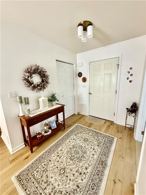 194 Wood Hawk Lane Butler, PA 16001 - Photo 5 of 31